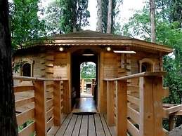 Hotel Les Cabanes Dans Les Bois