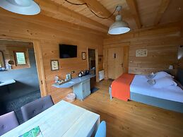 Hotel Les Cabanes Dans Les Bois