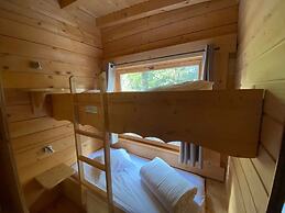 Hotel Les Cabanes Dans Les Bois