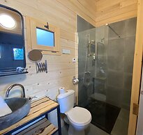 Hotel Les Cabanes Dans Les Bois