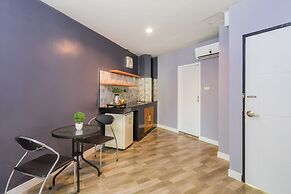 Ratchada Point Hotel