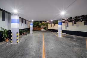 Ratchada Point Hotel