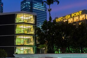 Ratchada Point Hotel