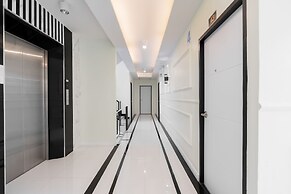 Ratchada Point Hotel