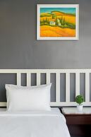 Ratchada Point Hotel