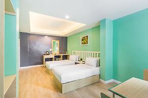 Ratchada Point Hotel