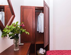 Ariadni Palace Apartments