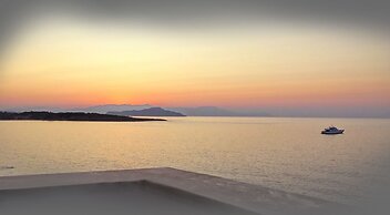 Klinakis Beach Hotel