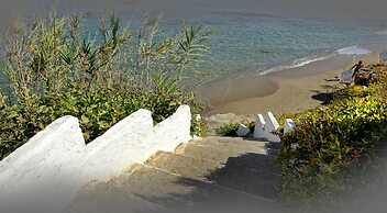 Klinakis Beach Hotel