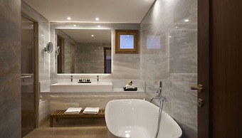 Porto Elounda Golf & Spa Resort