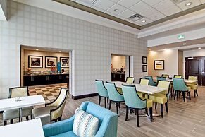 Hampton Inn & Suites by Hilton Saskatoon Airport