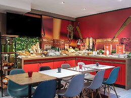 Ibis Paris Avenue De La Republique