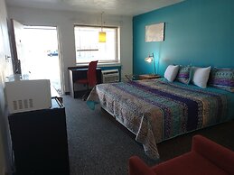 Capri Motel