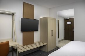 Holiday Inn Express & Suites Pittsburgh North Shore by IHG