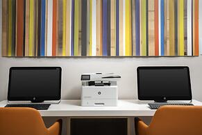 Holiday Inn Express & Suites Pittsburgh North Shore by IHG