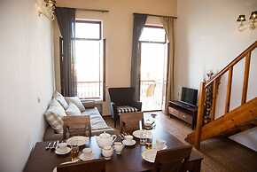 Porto Enetiko Suites