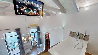 Porto Enetiko Suites