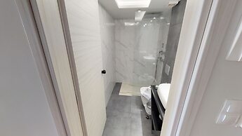 Porto Enetiko Suites