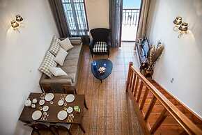 Porto Enetiko Suites