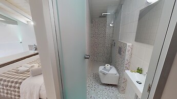 Porto Enetiko Suites