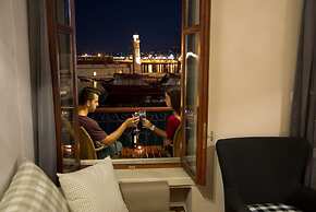 Porto Enetiko Suites