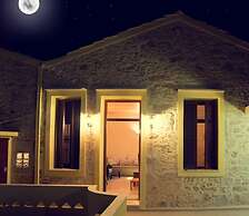 Porto Enetiko Suites