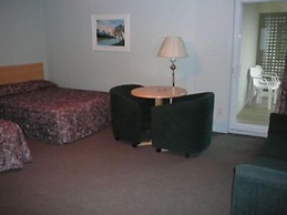 Hotel - Motel Restaurant Coronet