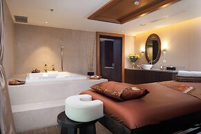 Grand Mercure Solo Baru