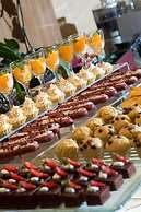 Grand Mercure Solo Baru