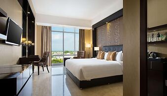 Grand Mercure Solo Baru