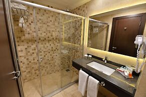 Ramada by Wyndham Istanbul Merter