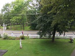 Homeport Inn and Tavern