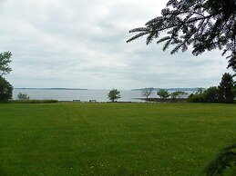 Homeport Inn and Tavern