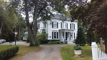 Homeport Inn and Tavern