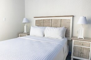 Surf Side Hotel