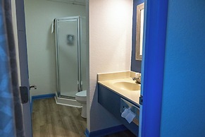 Surf Side Hotel