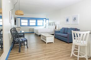 Surf Side Hotel