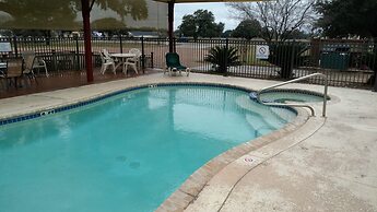 Executive Inn Cuero