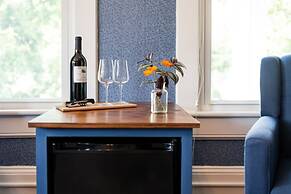 Steeles Tavern Manor