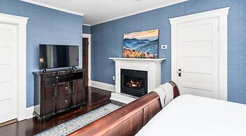 Steeles Tavern Manor