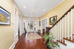 Steeles Tavern Manor