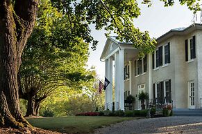 Steeles Tavern Manor