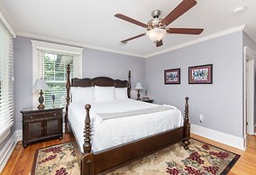 Steeles Tavern Manor