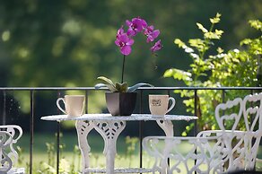 Steeles Tavern Manor