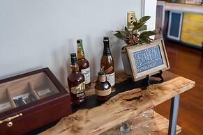 Steeles Tavern Manor