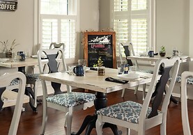 Steeles Tavern Manor