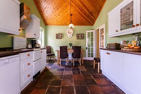 Brookhall Cottages