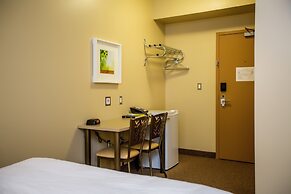 Refresh Inn & Suites