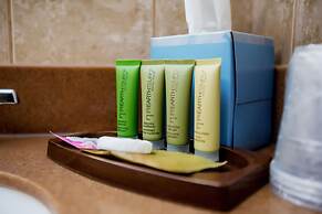 Refresh Inn & Suites