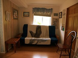 Grace and Bill's Freedom Hills